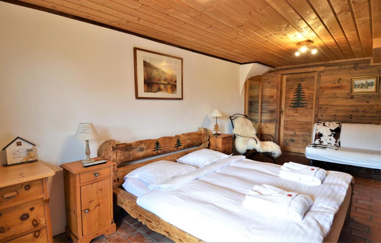 Les Chambres Et Roulottes Des Noisetiers Leysin Exterior foto